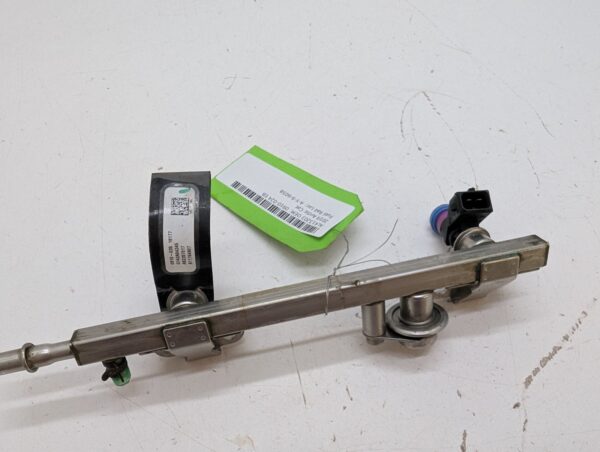 2019 Arctic Cat Fuel rail W/ Injectors - ZR 6000 RR ES - Image 5