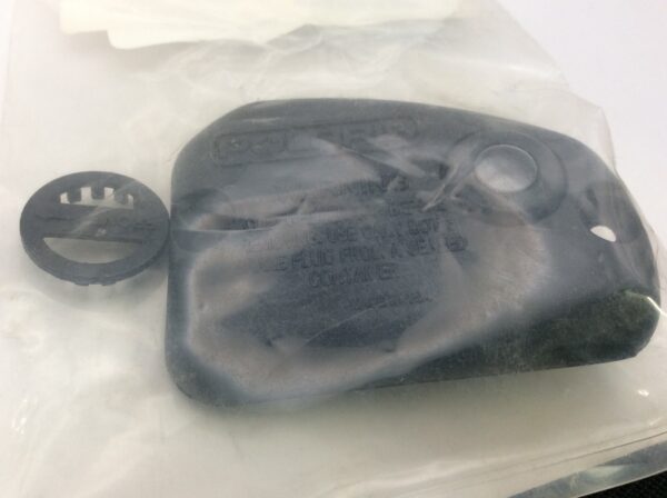 2009 Polaris Master Cylinder Cap - Image 3