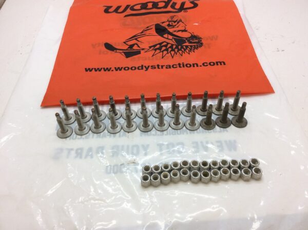WOODY'S STUDS 1.325" 24/PK SSP-1325-AS SIGNATURE SERIES STAINLESS STEEL
