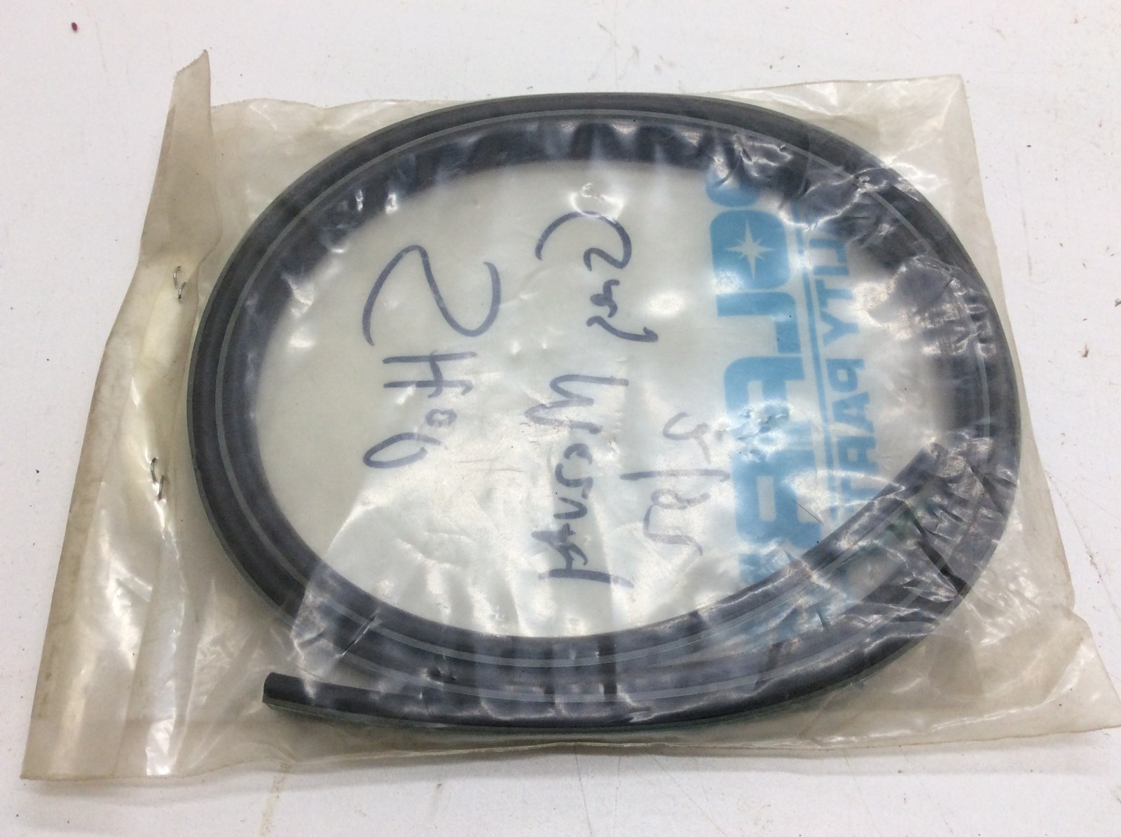 FRONT BUMPER VINYL TRIM BLACK - Image 5