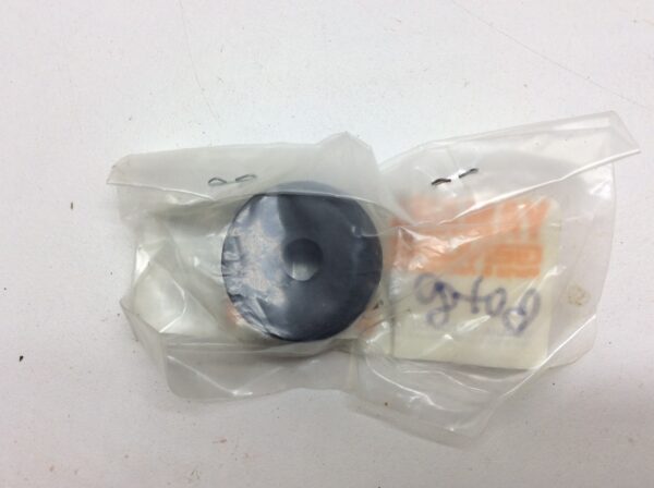 1997 Yamaha Seat Damper - Image 4