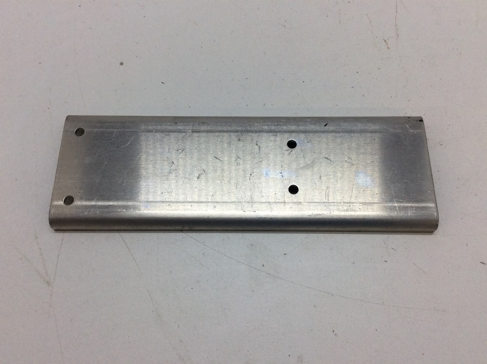 1990 Polaris FRONT BELLY PAN SUPPORT - Image 3