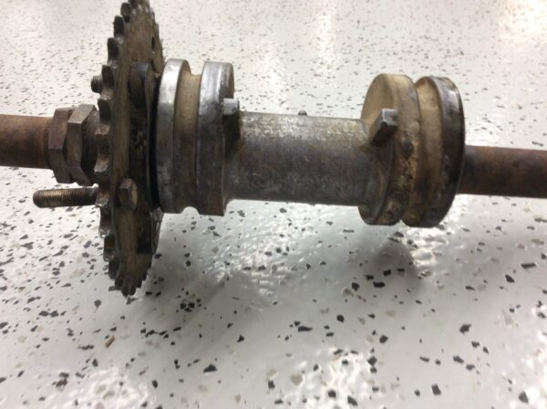 1998 Polaris Rear Axle - Image 5