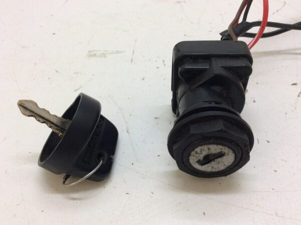 1995 Polaris ignition switch - Image 4