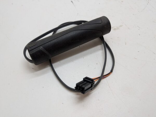 2006 Ski-Doo Heated Grip - Image 2