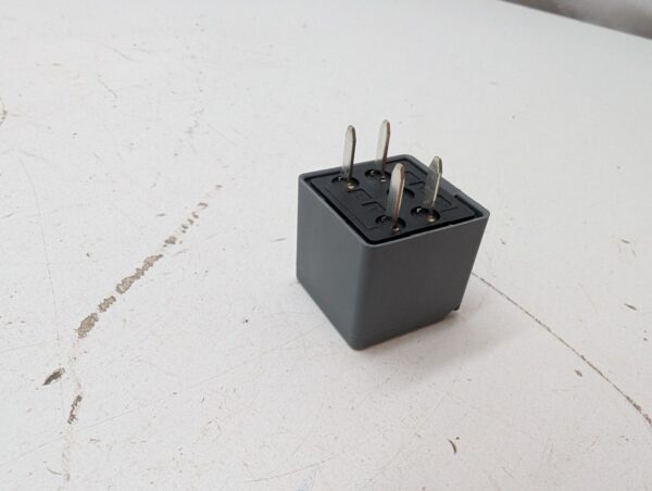 30 Amp Relay - Image 5