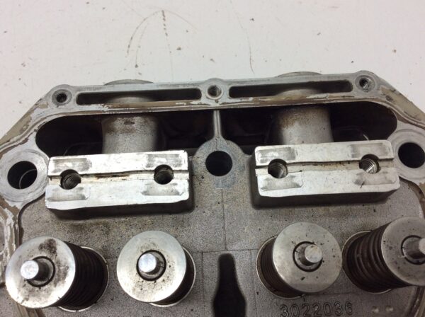 2002 Polaris Cylinder Head Assembly - Image 2
