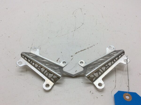 2021 Polaris USED SCREEN-HOOD LOWER - Image 4