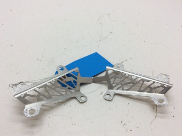 2021 Polaris USED SCREEN-HOOD LOWER - Image 5