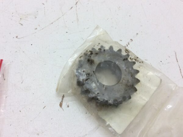2002 Polaris 19 Tooth Sprocket - Image 4