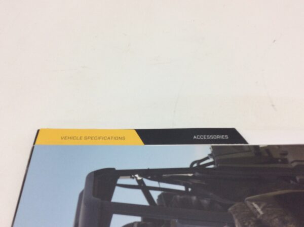 2022 Can-Am Defender Spec Book / Accessories Catalog - Image 2