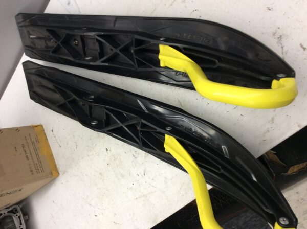 2022 Ski-Doo Pilot R ski (MX Z 600 RS)  PAIR - Image 2