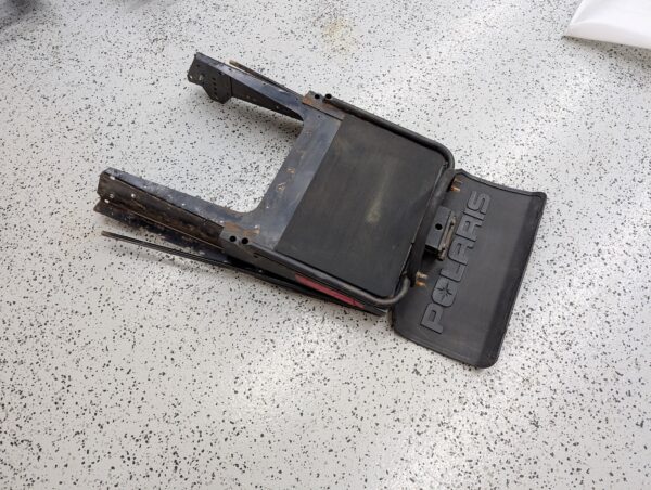 1995 Polaris Rear Close Off Panel Assembly - Image 3