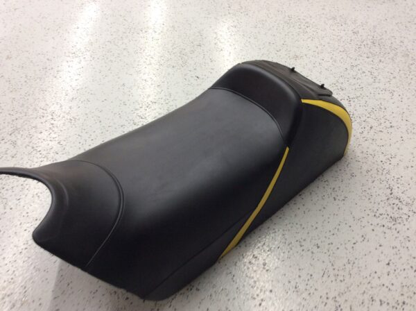 2001 Ski-Doo Seat - Image 2