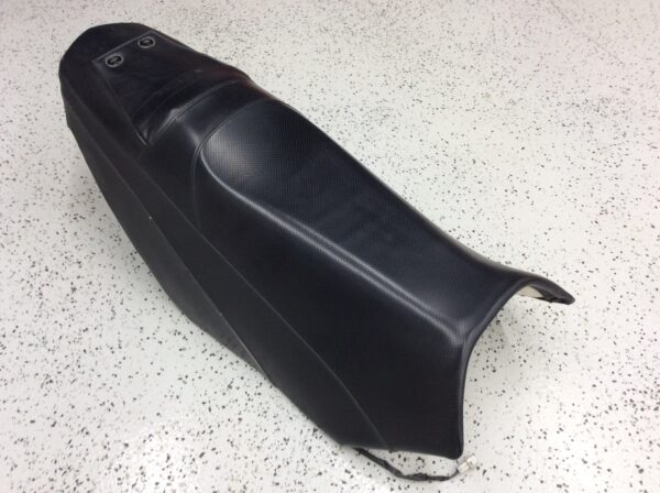 2006 Yamaha Seat