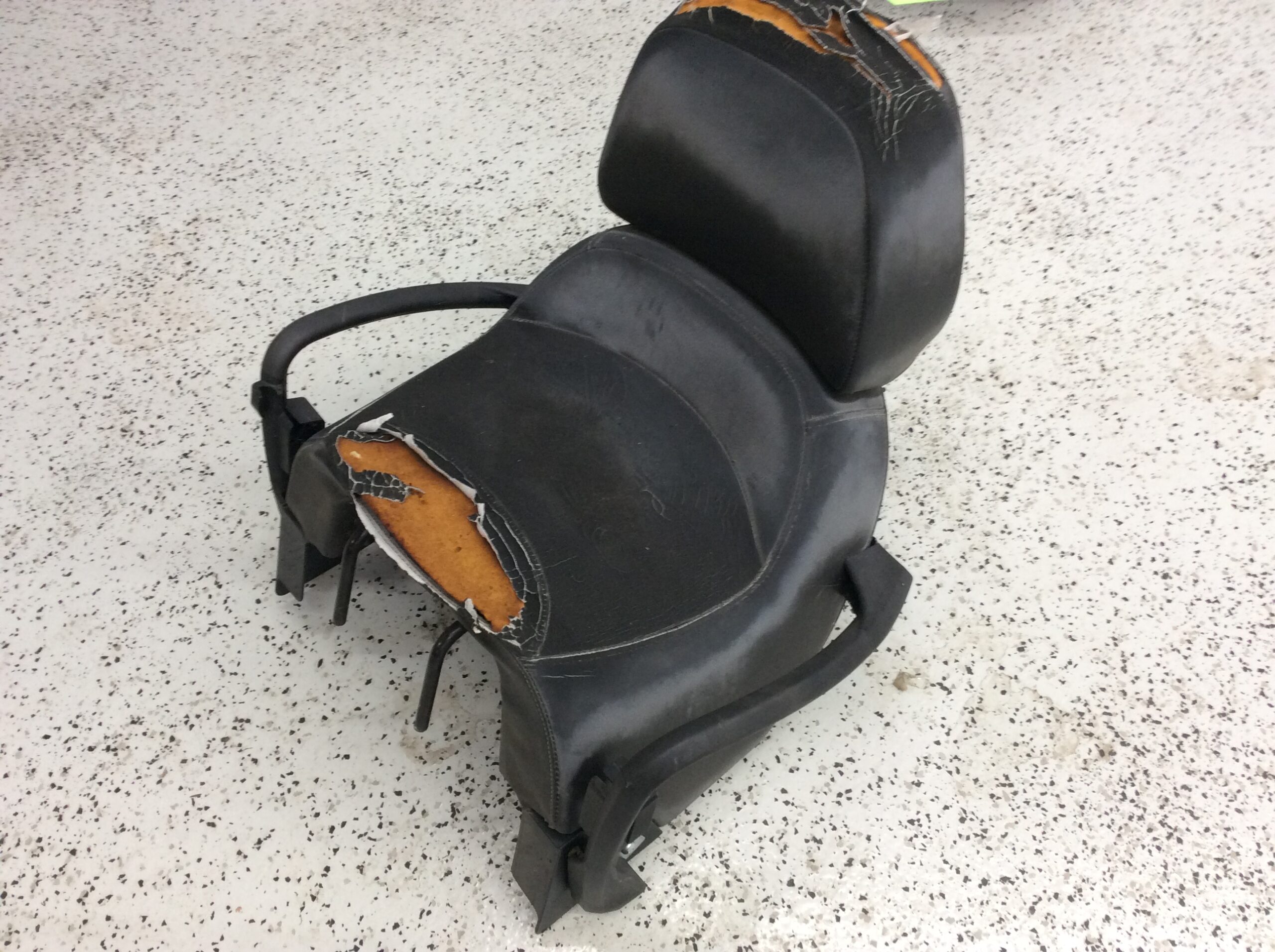 2017 Arctic Cat rear passenger seat with backrest - Image 2