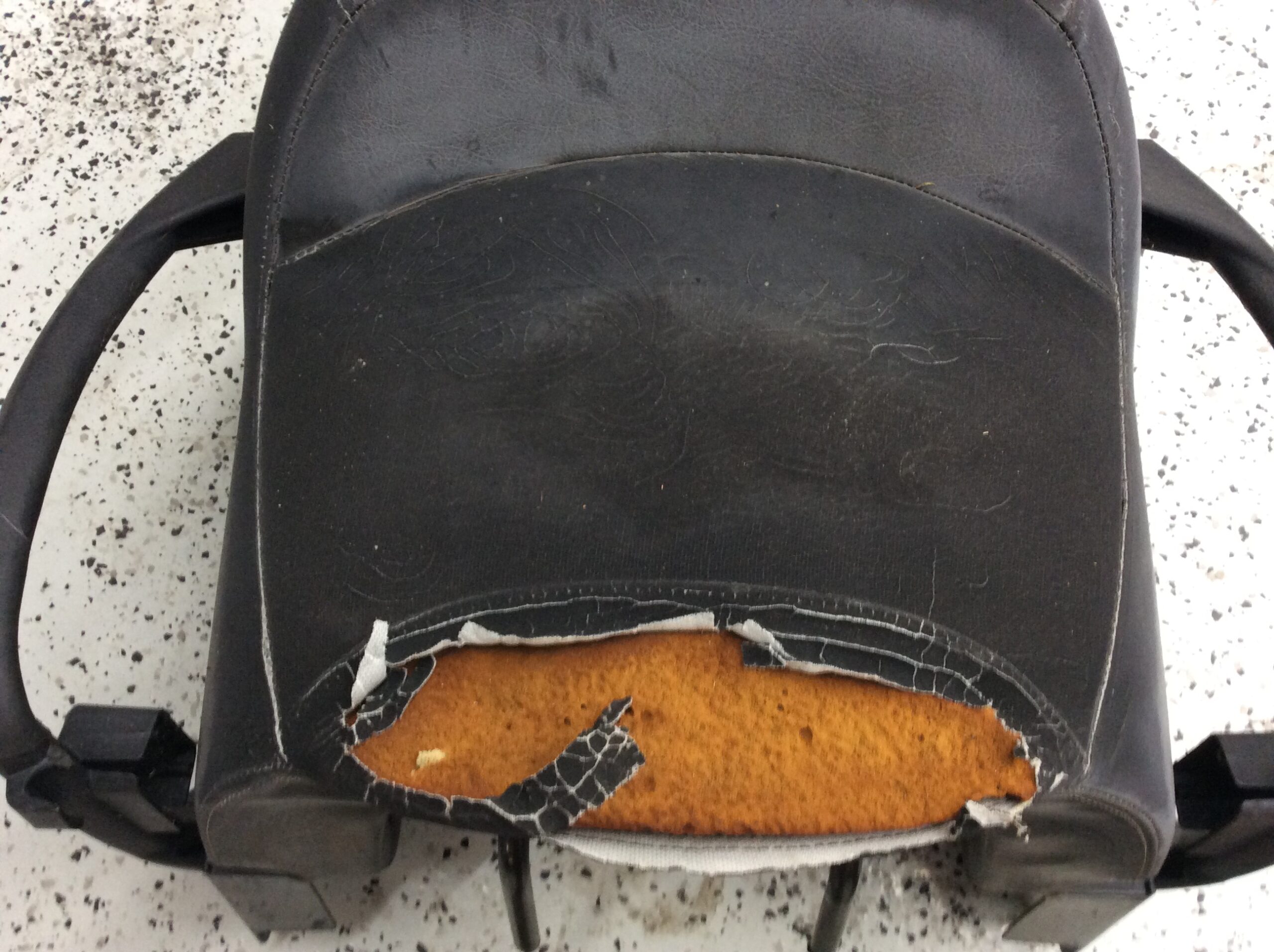 2017 Arctic Cat rear passenger seat with backrest - Image 5