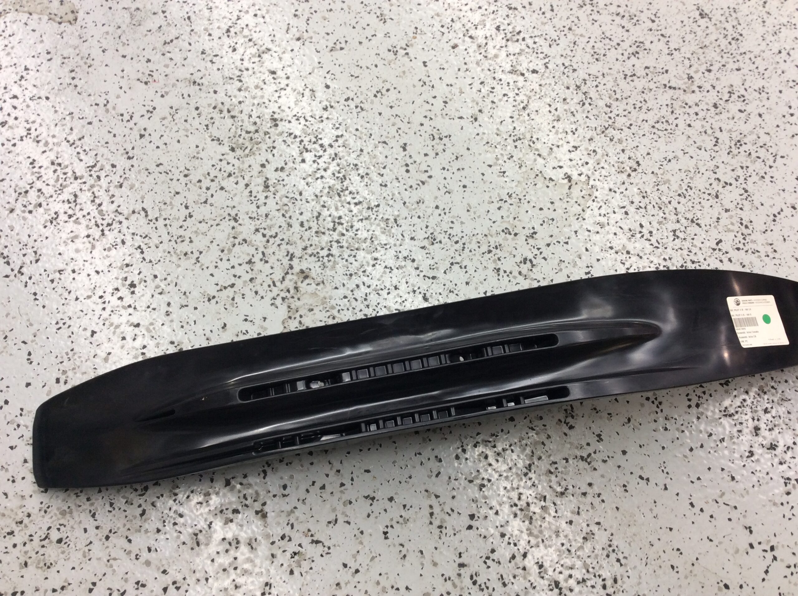 New Left Black Pilot X Ski - Image 5