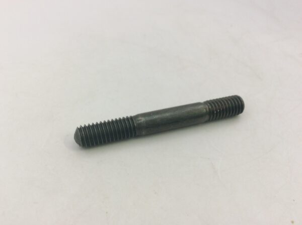 Bolt, Stud - Image 2
