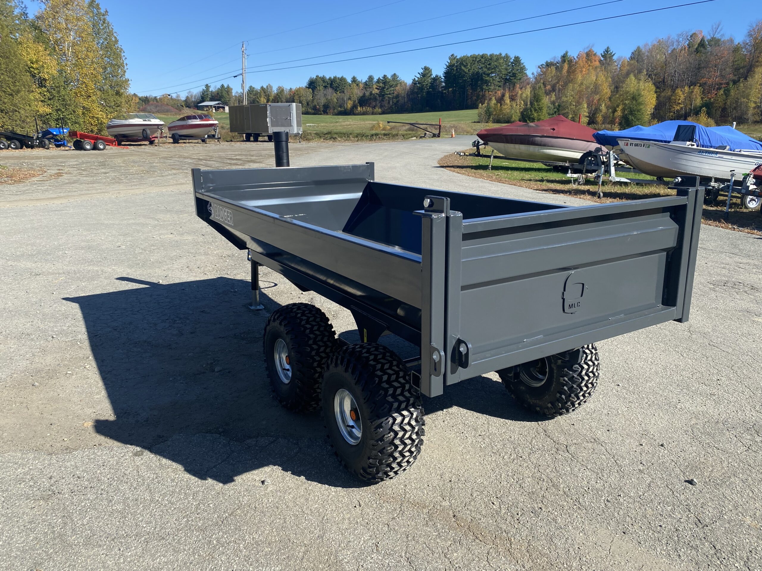 2025 MLC Badger 4X8 3 Ton Agricultural Dump Trailer- Grey - Image 5