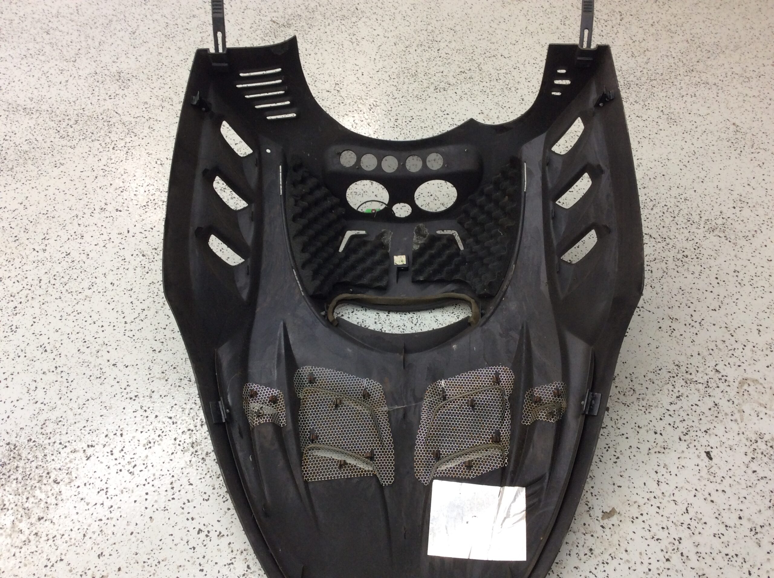 2002 Thundercat Hood - Image 6