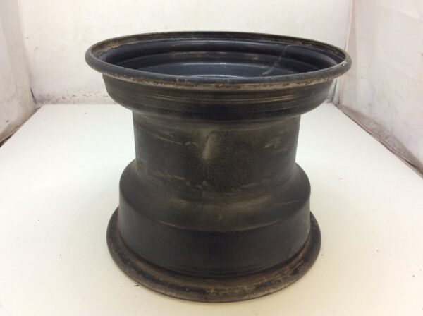 Polaris Rear Rim 10x8.5 - Image 3
