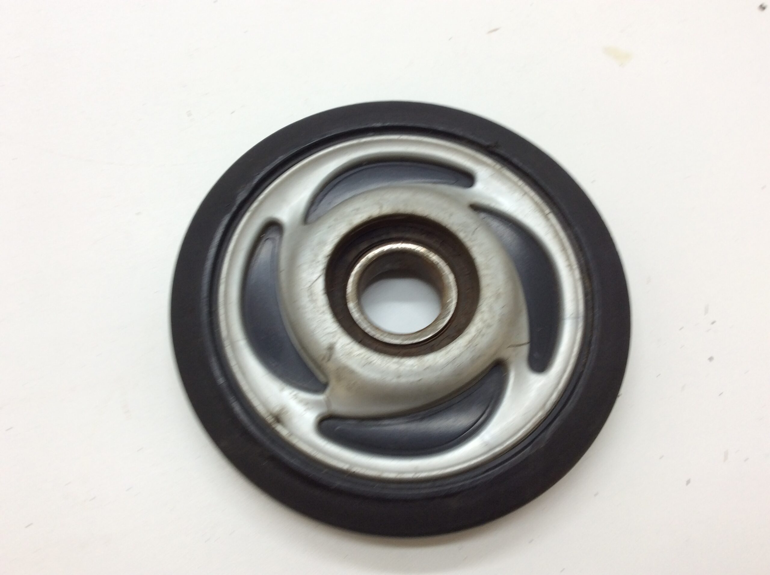 Polaris 5.35 Silver Idler Wheel
