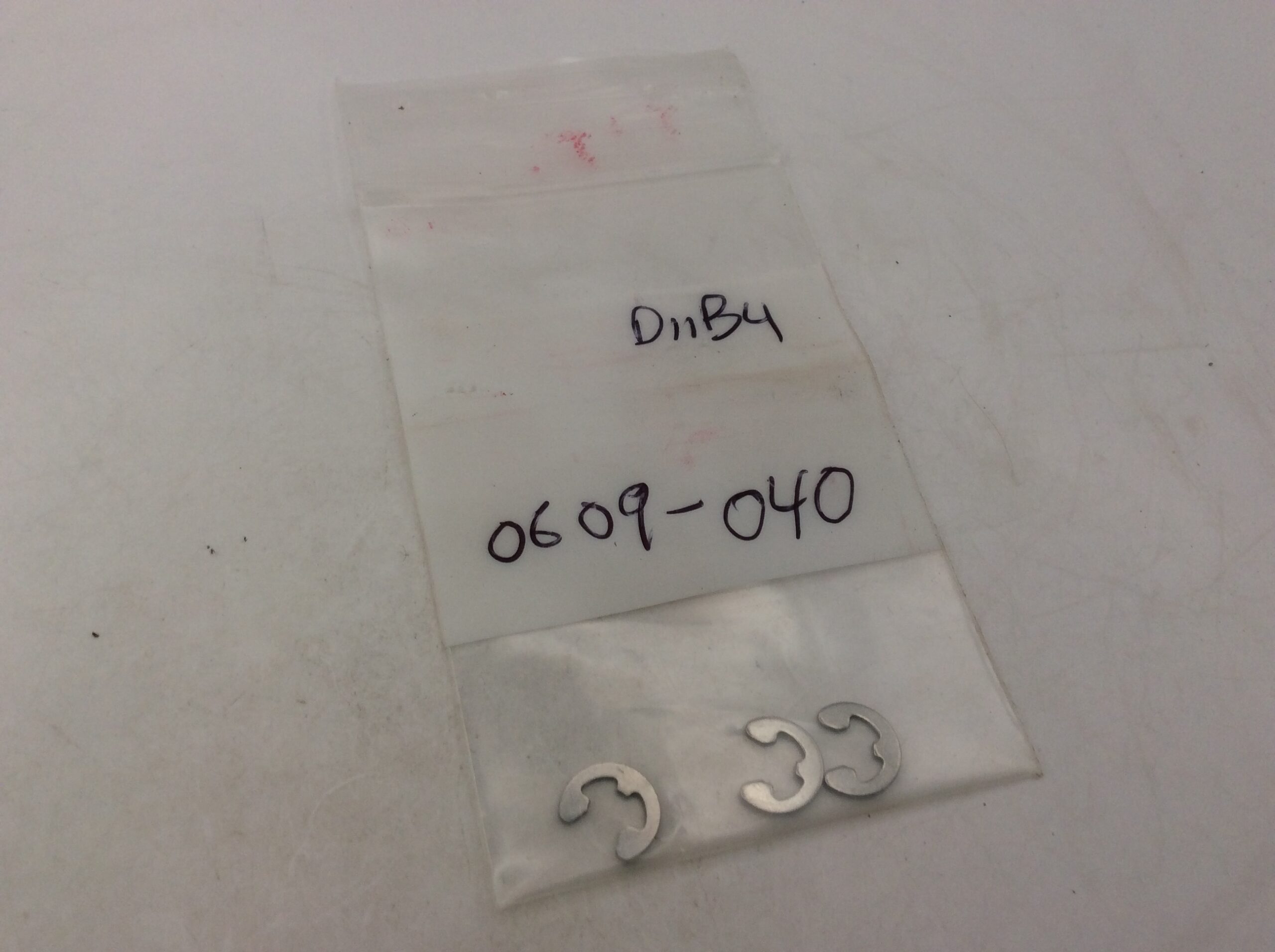 Ring, Retaining - Image 2