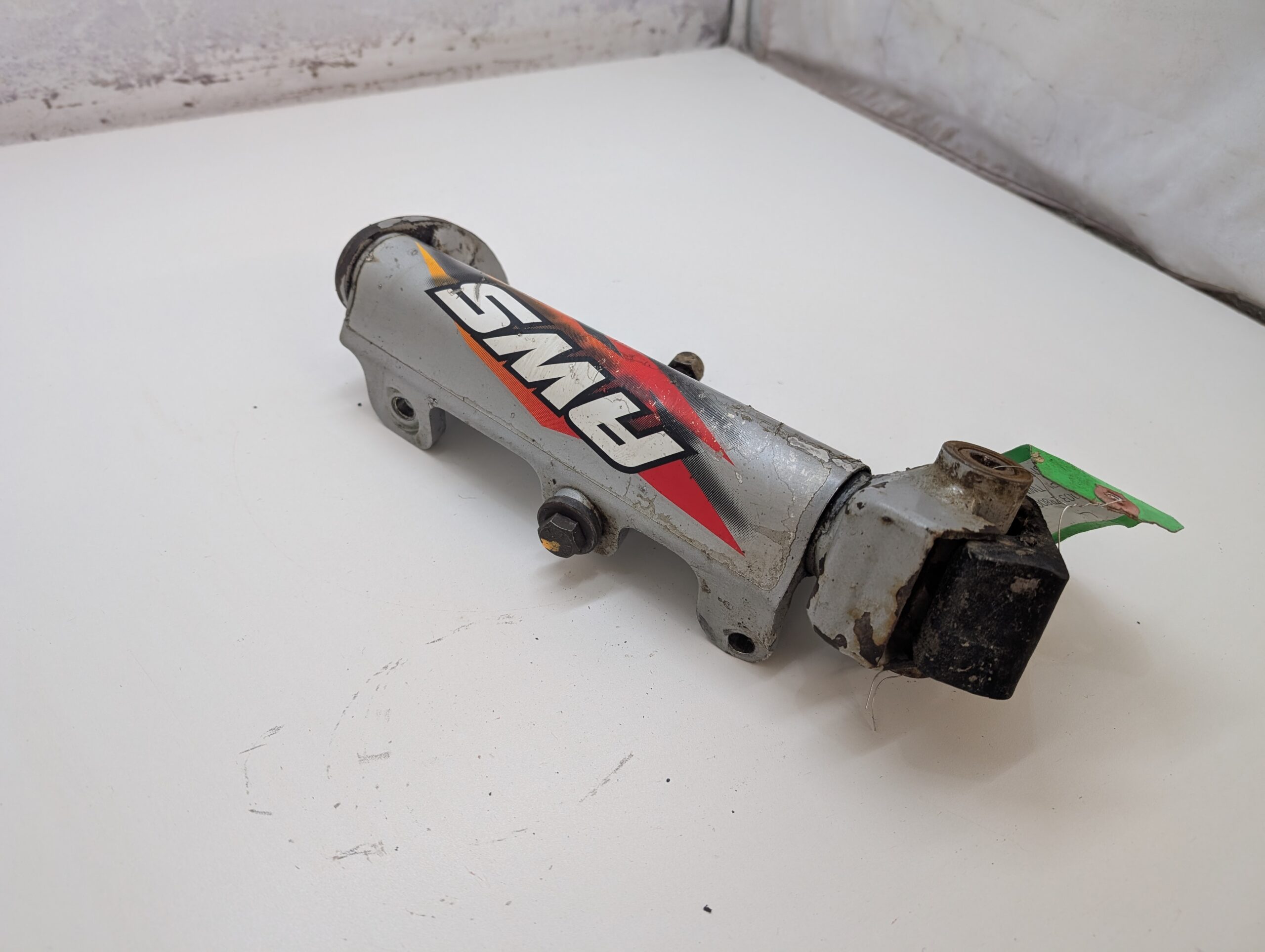 Left Ski Spindle - Image 4