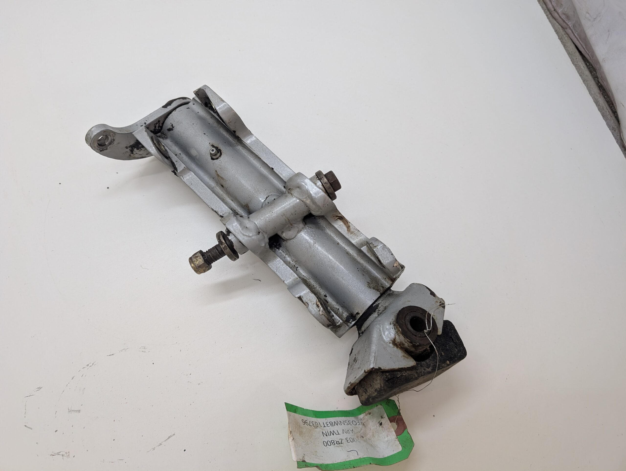 Left Ski Spindle - Image 6