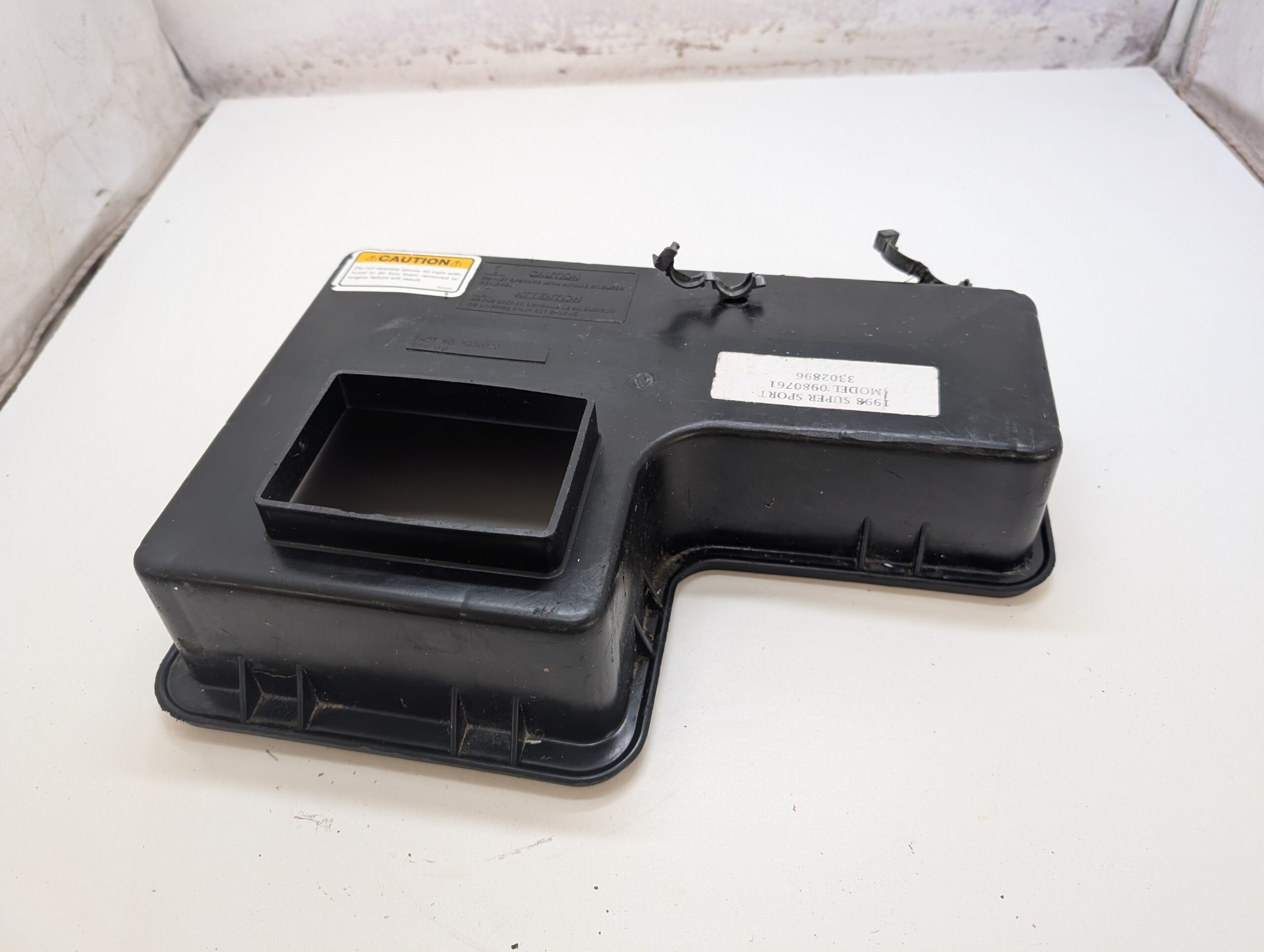 Airbox Lid - Image 4