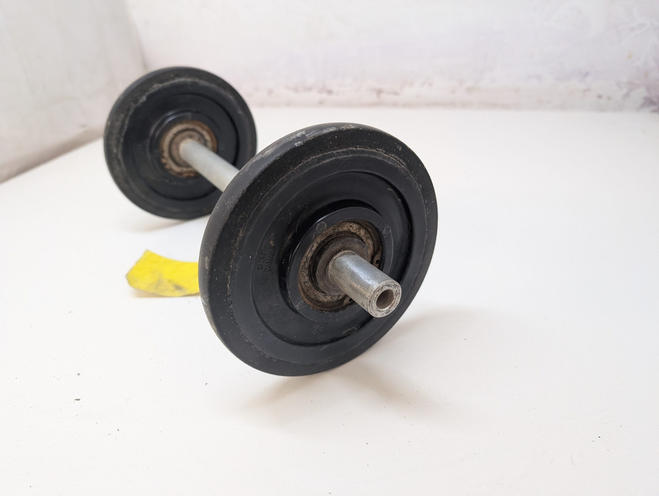 Axle With Idler Wheels - Image 6