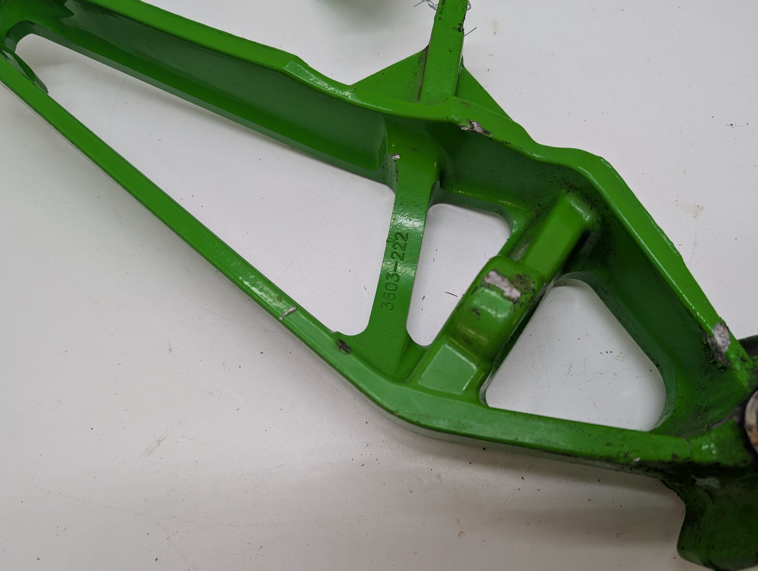 Right Ski Spindle - Image 6