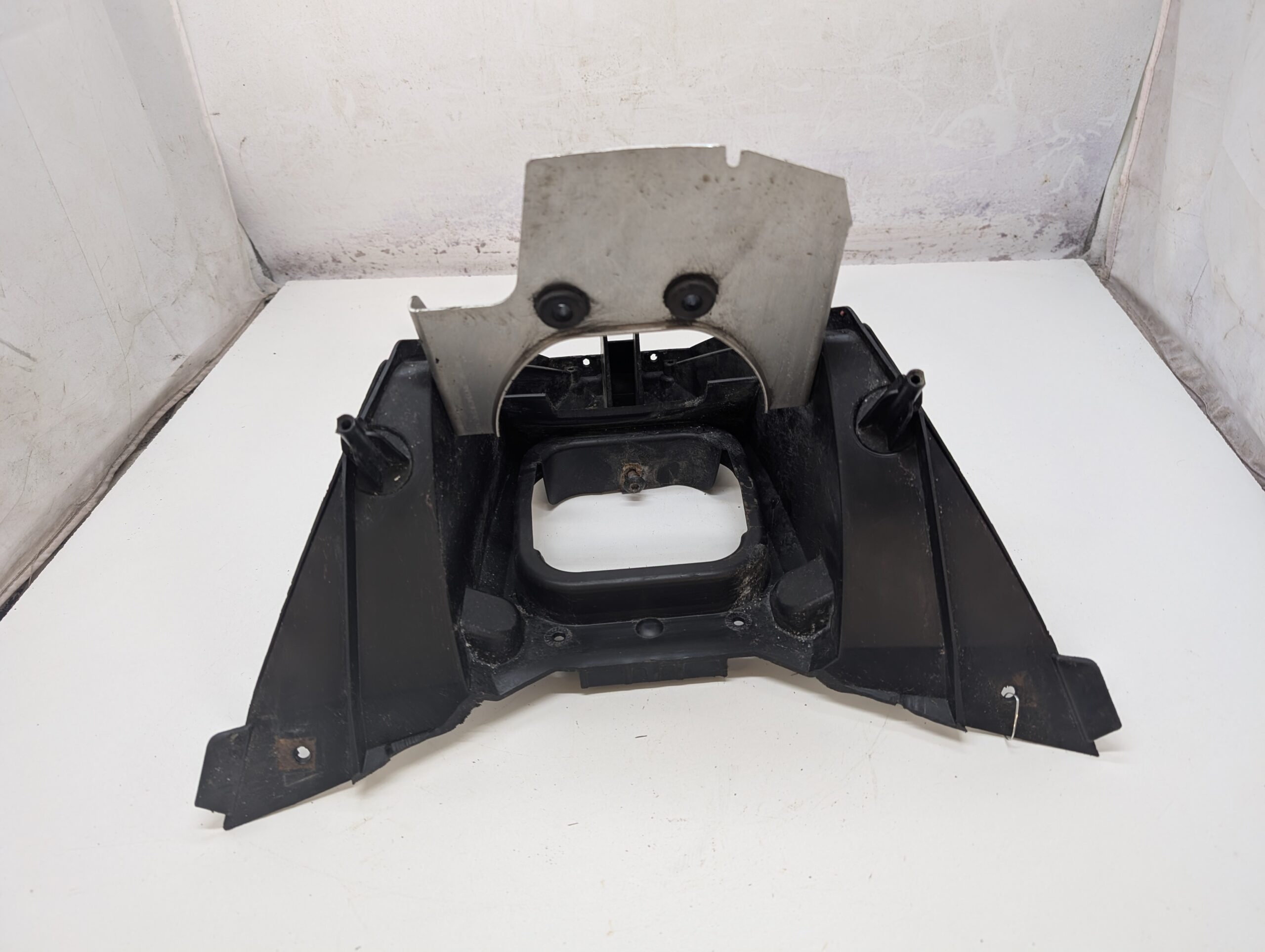 Intake Plenum - Image 6