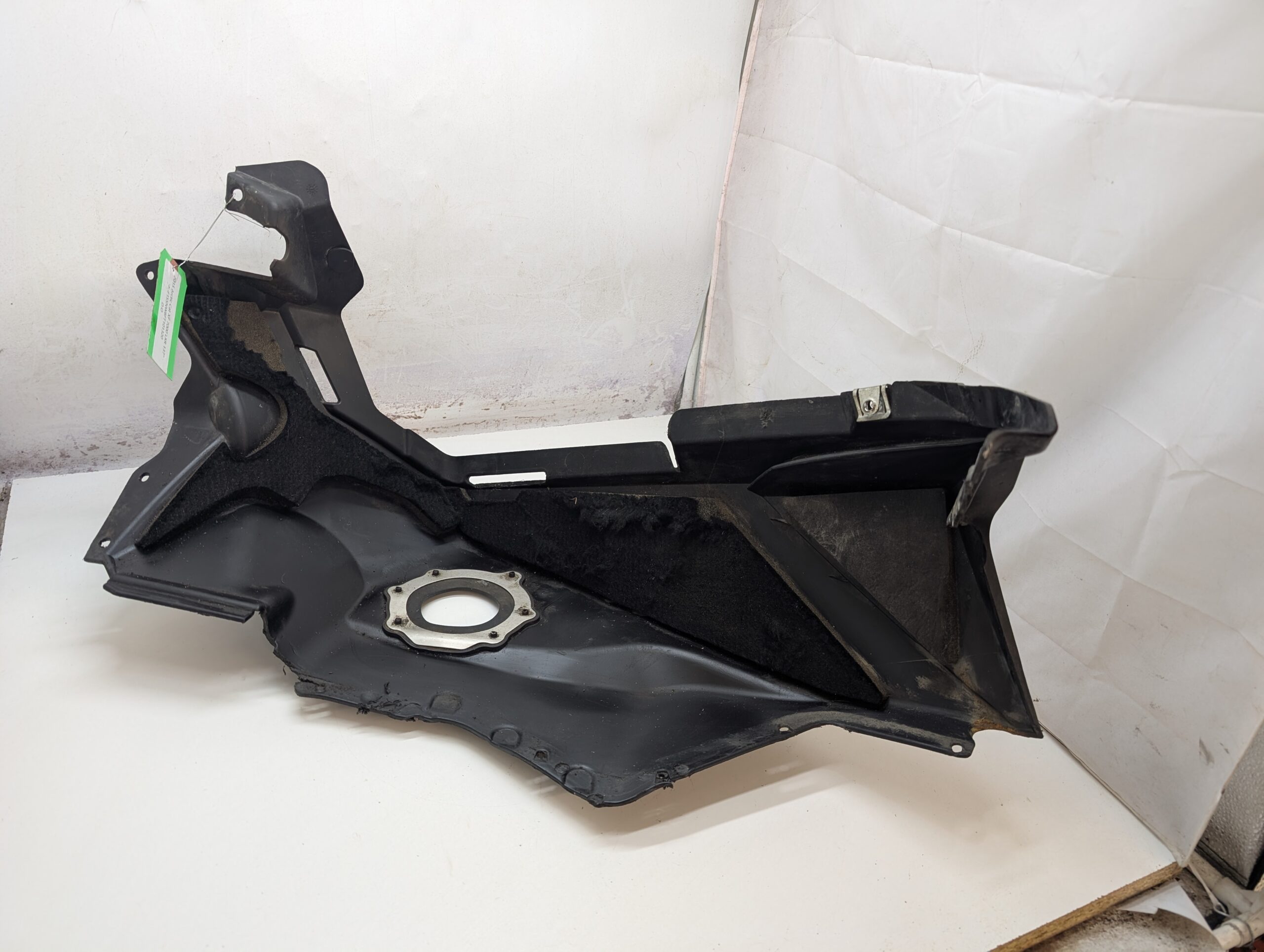 Right Belly Pan Fender