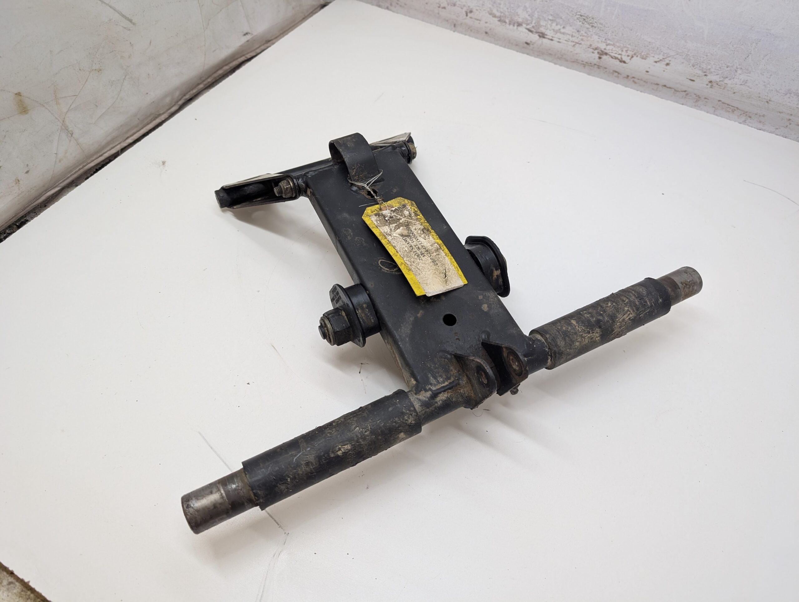 Rear Suspension Rear Arm - Image 3