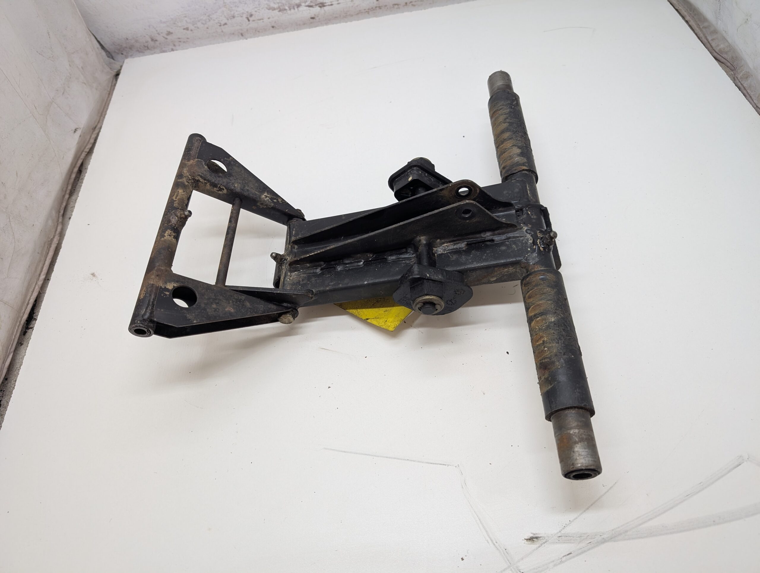 Rear Suspension Rear Arm - Image 4