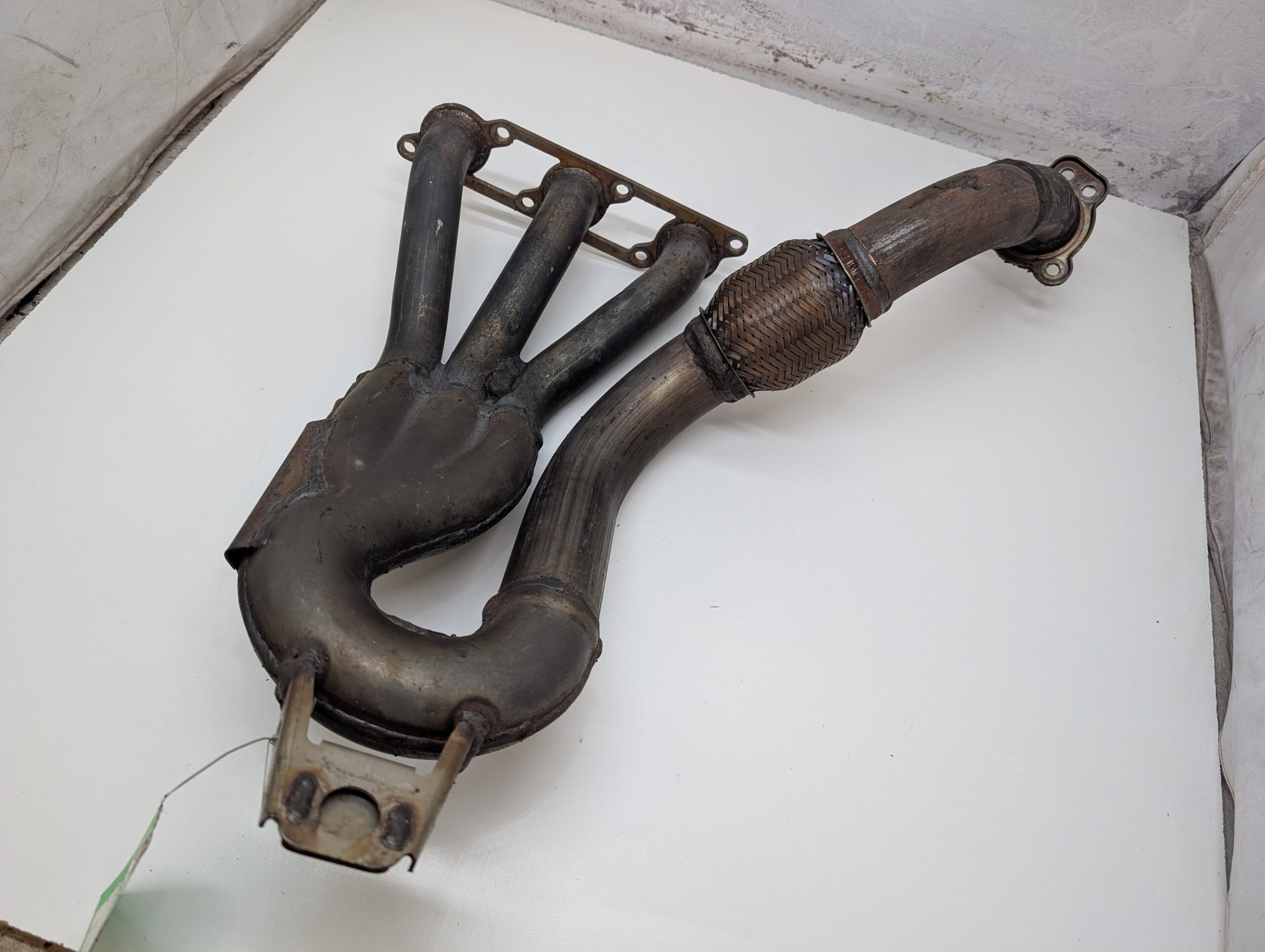 Exhaust Manifold Weldment - Image 3