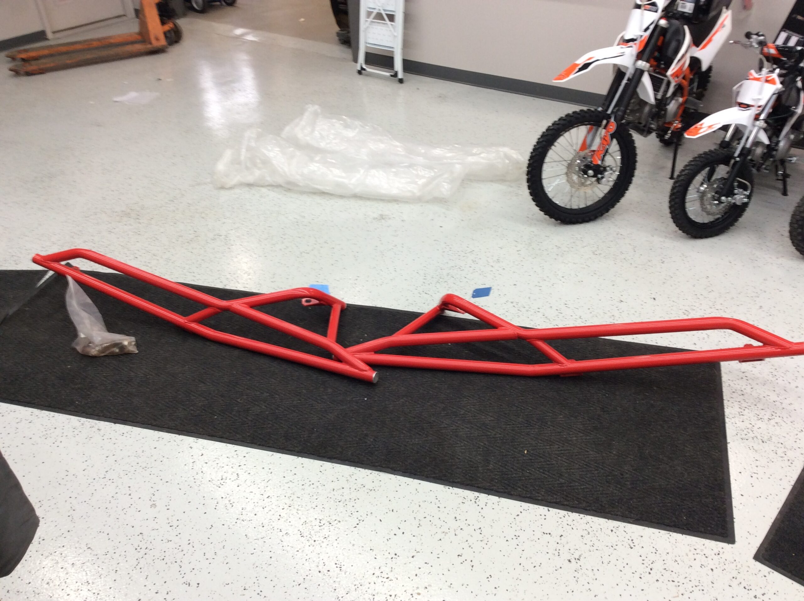 L&W Fab Polaris Pro R 2 Seater Tree Kickers - Red