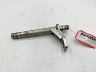 2011 Yamaha VENTURE LITE Pivot Arm Assembly2