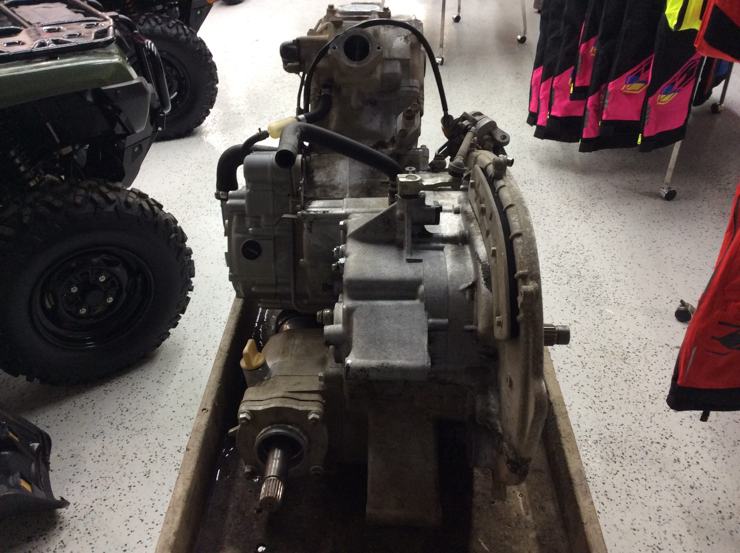 1999 Prairie 400 Motor - Image 2