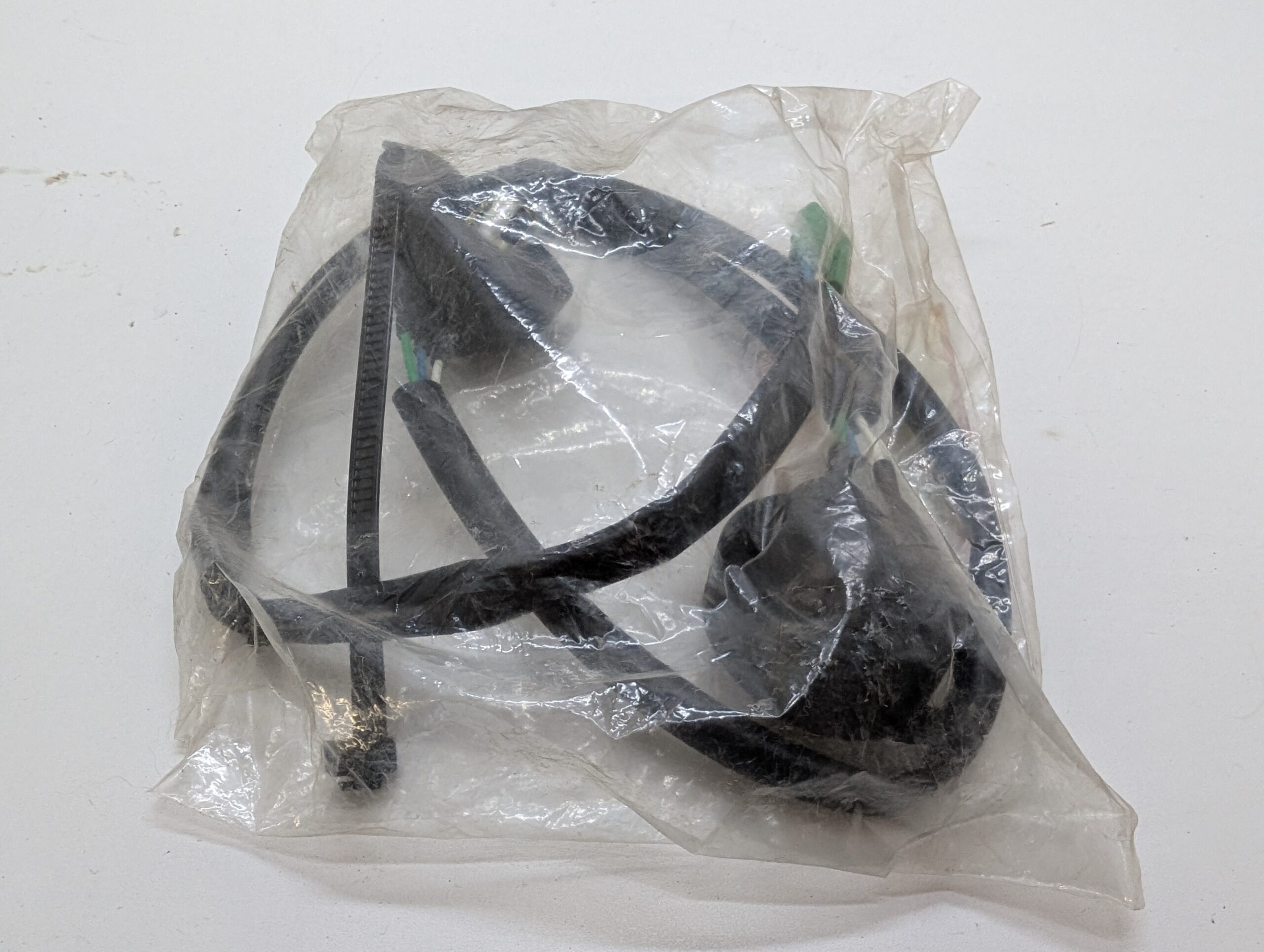 Headlight Socket - Image 6