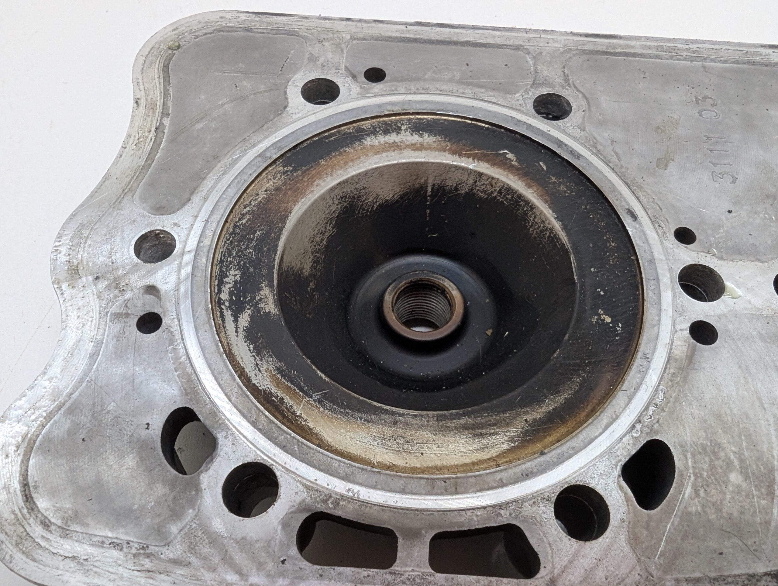 Cylinder Head 800 - Image 6