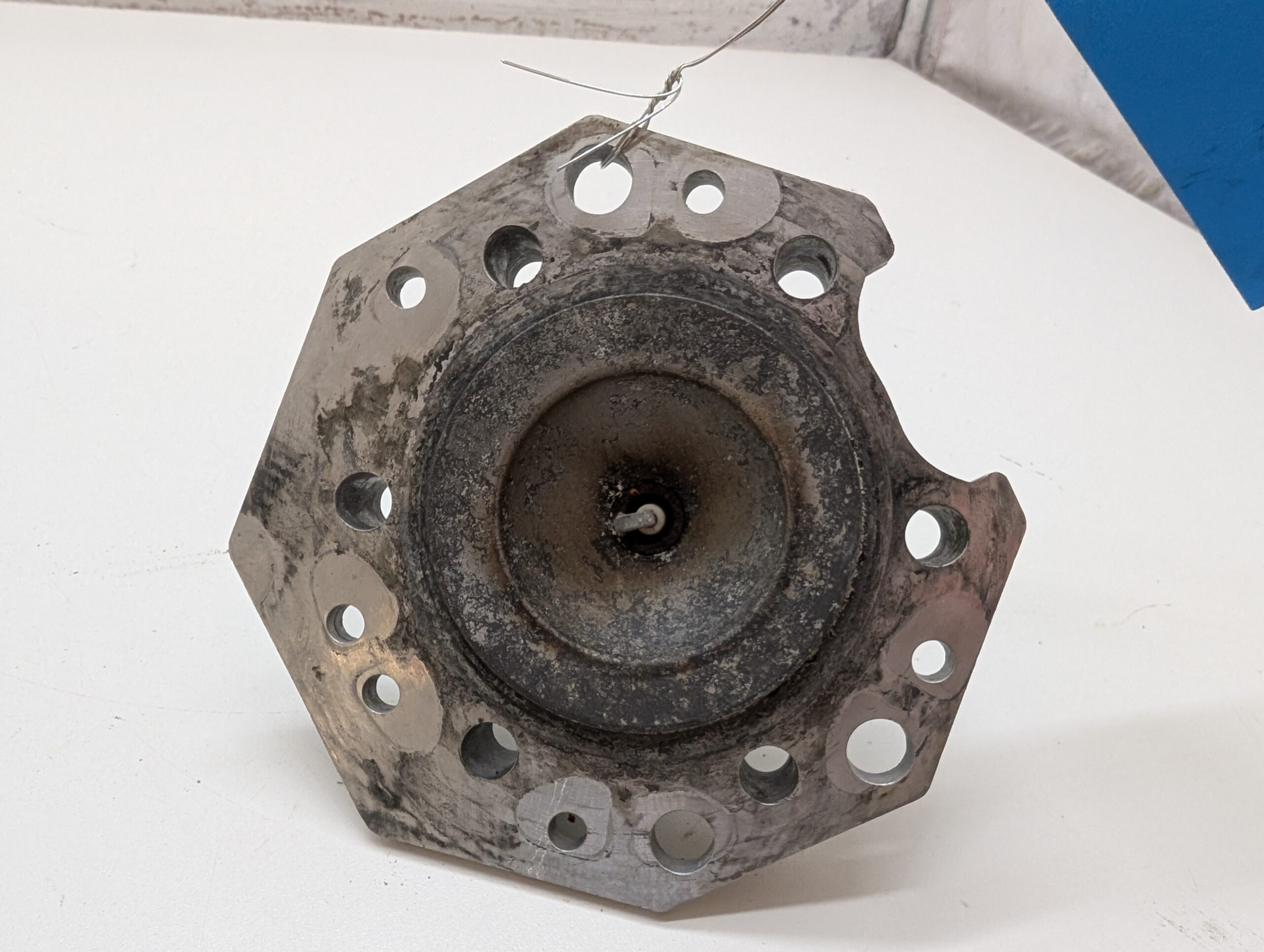 Cylinder Head - Image 5