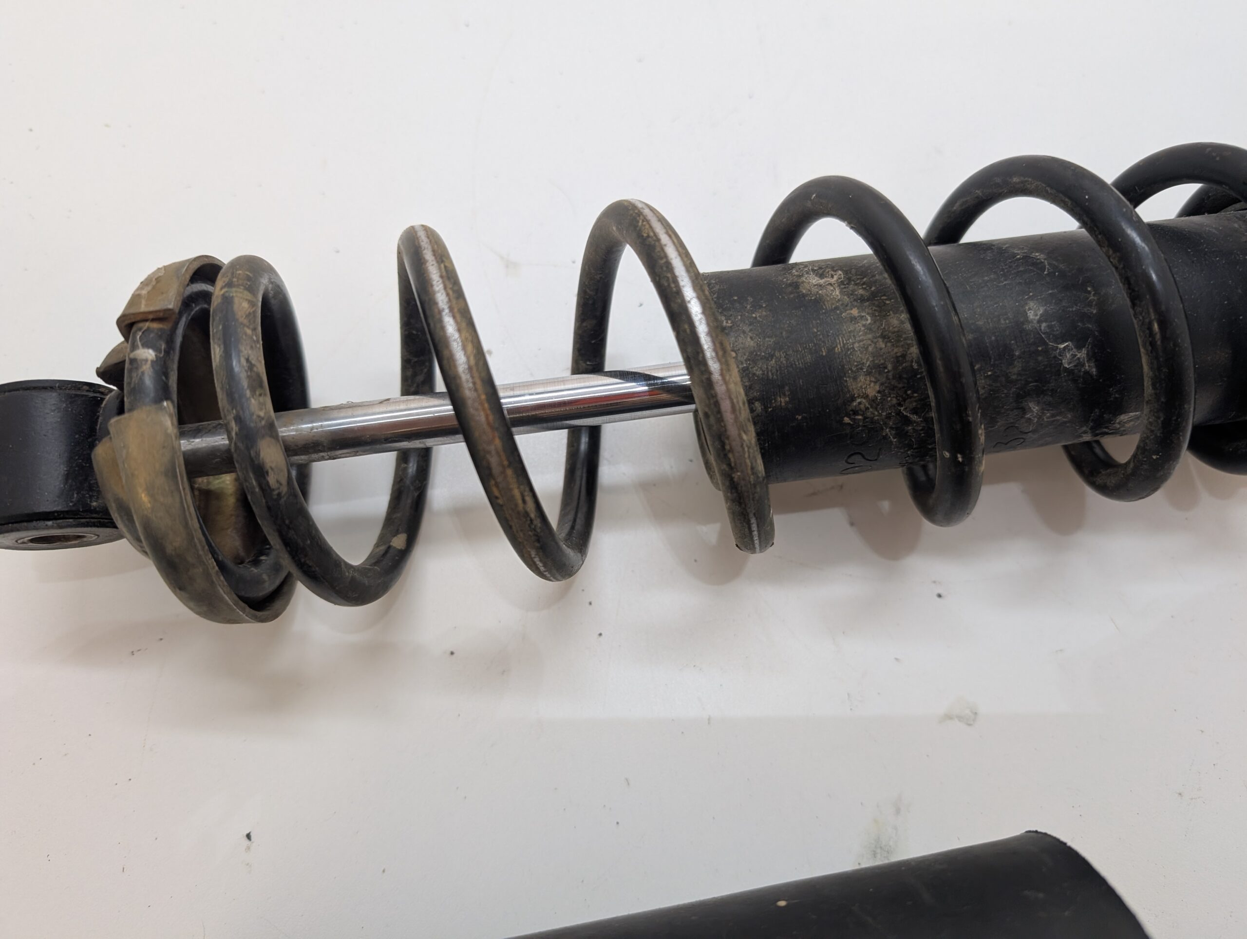 Center Shock - Image 6