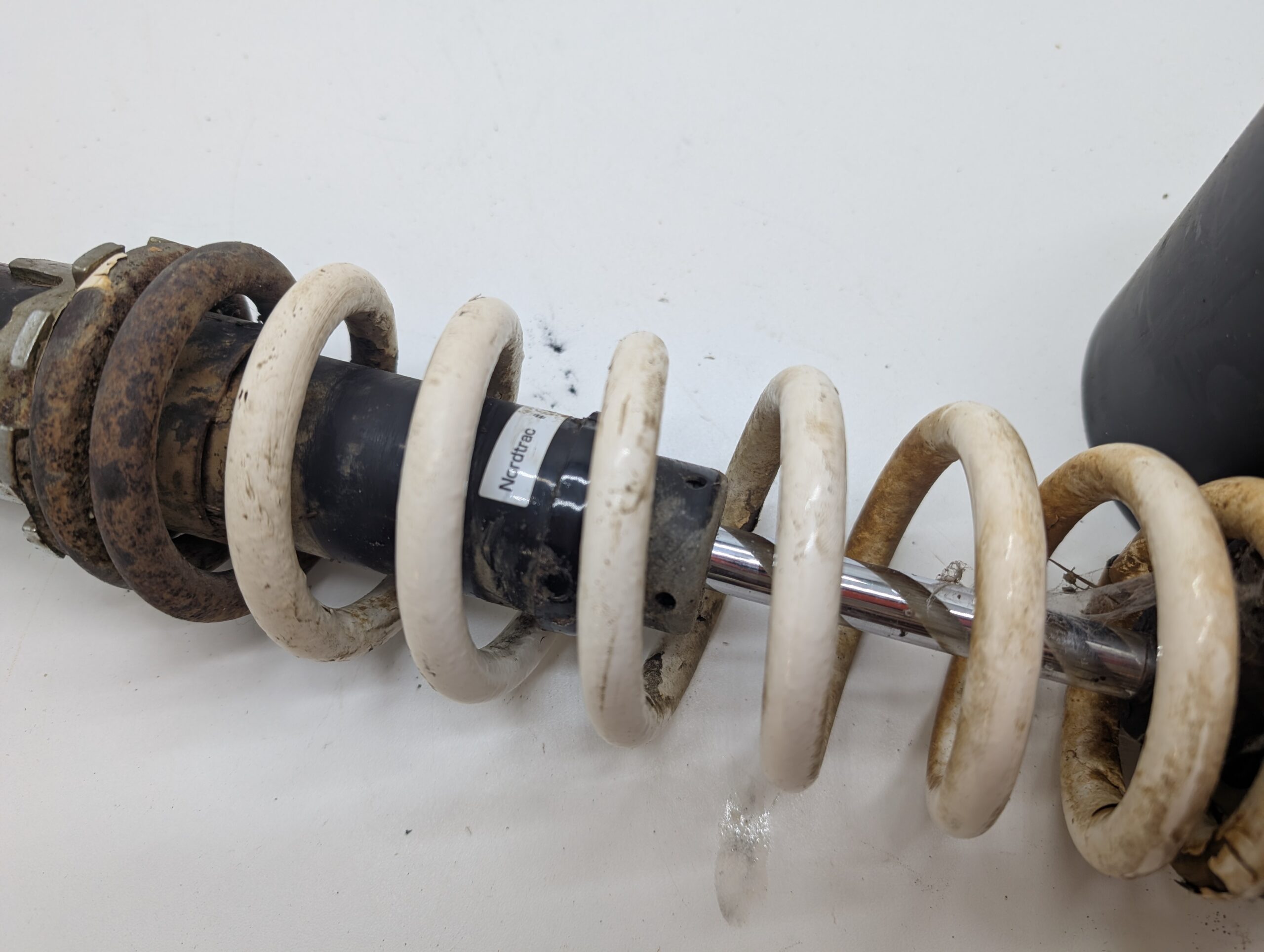 Rear Suspension Center Shock - Image 4