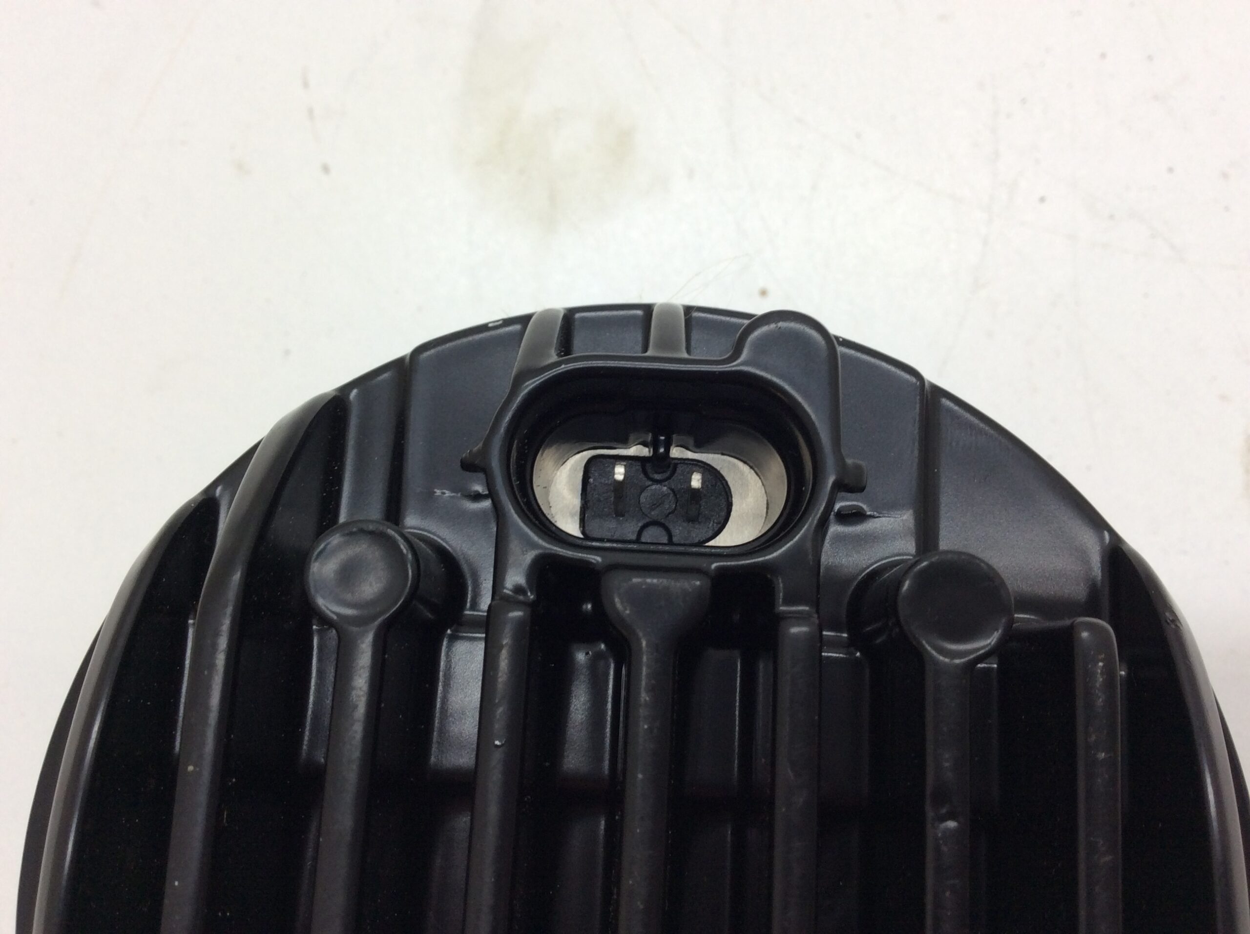 2014 Harley Davidson LED Headlight FLHTK - Image 4