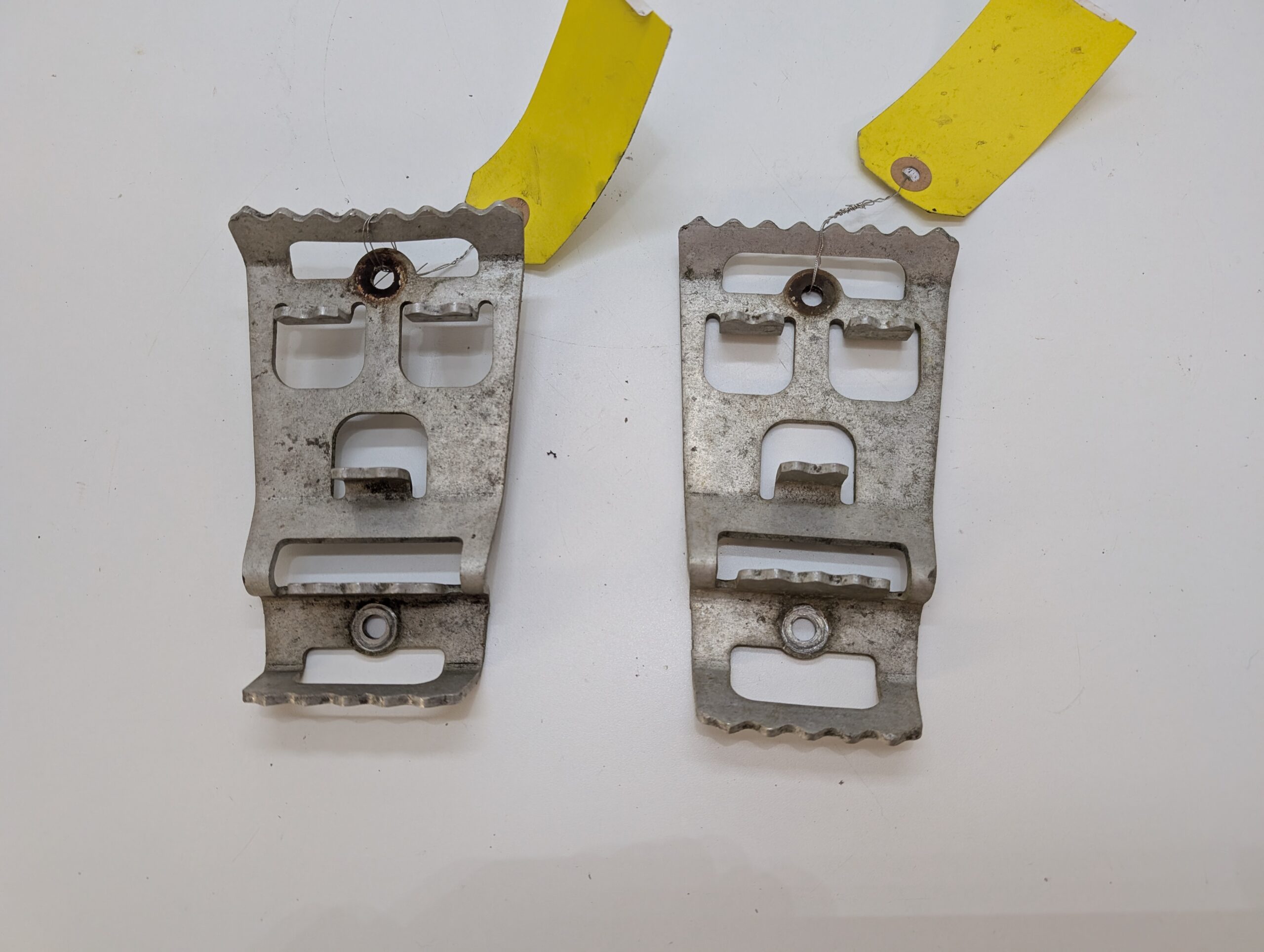 Running Board Foot Grip Pair Xp Xs Rev RS - Image 3