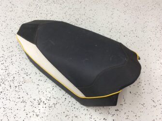 2016 MXZ XRS 800 Seat