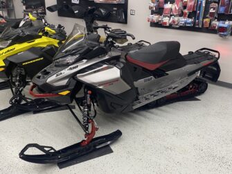 2023 Skidoo Renegade XRS 900 ACE Turbo R 137"- 5889 Miles